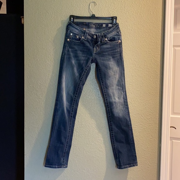 Miss Me Straight Leg Jeans - Picture 4 of 5